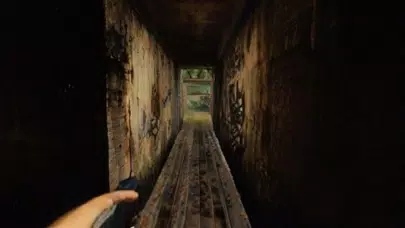 تصاویر Scary Lethal Moon Survival