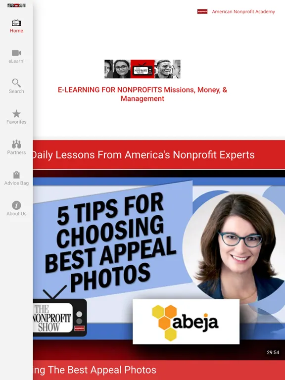 Capturas de pantalla de The Nonprofit Show eLearning iPad 