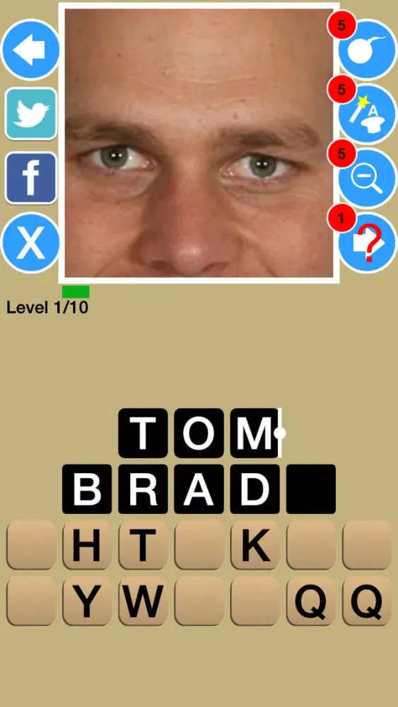 Tangkapan layar Zoom Out American Football Game Quiz Maestro