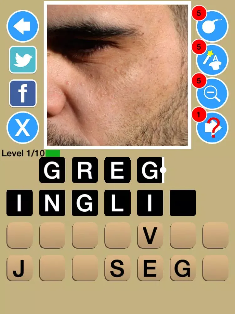 Capturas de tela do Zoom Out Rugby League Quiz Maestro - Close Up Player Word Trivia iPad 