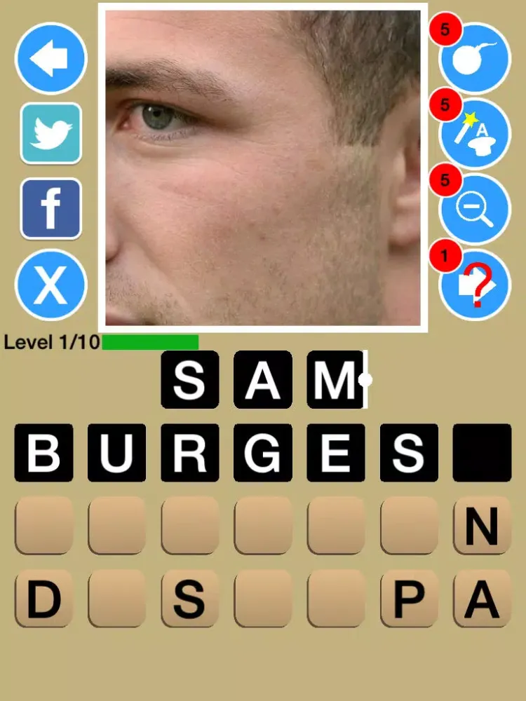 Capturas de tela do Zoom Out Rugby League Quiz Maestro - Close Up Player Word Trivia iPad 