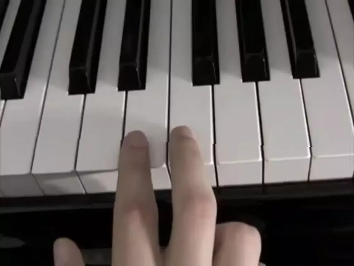 Tangkapan layar Learn To Play The Piano iPad 