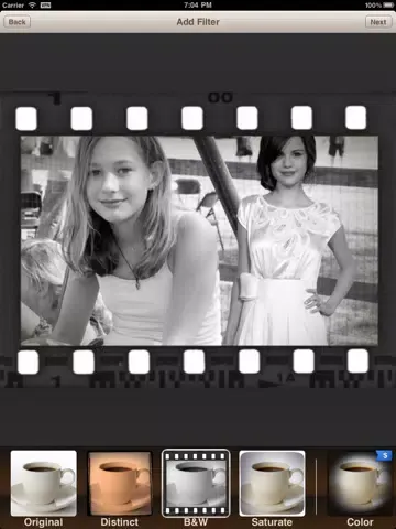 Ảnh chụp màn hình của Selena Gomez Me! iPad 
