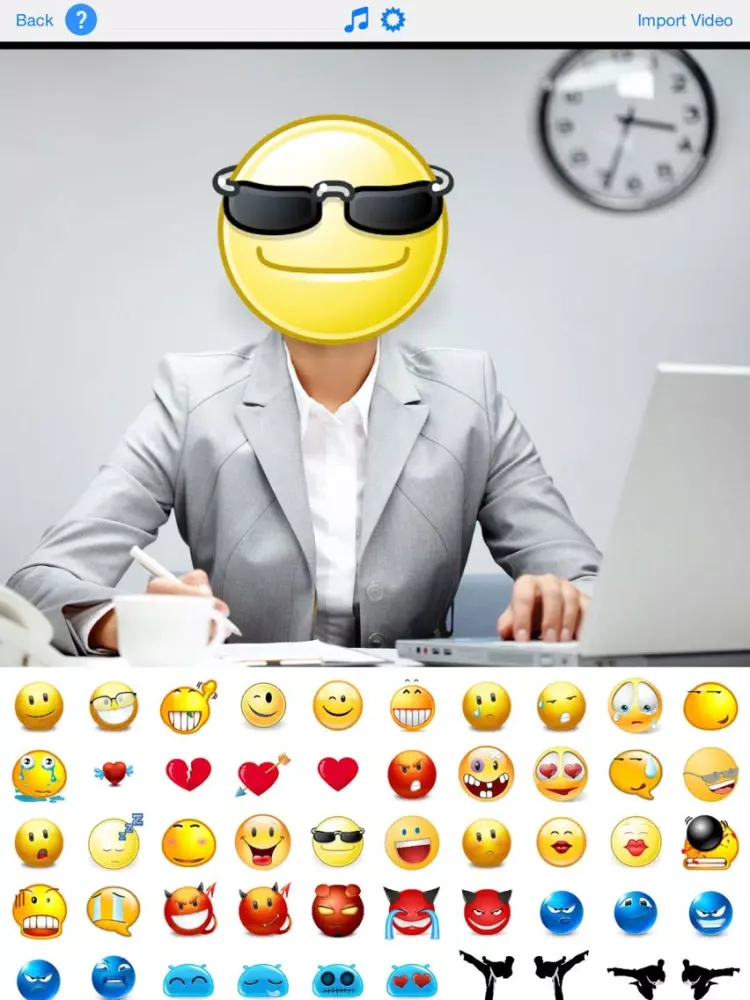 Screenshot di Express Video - Add Emoji iPad 