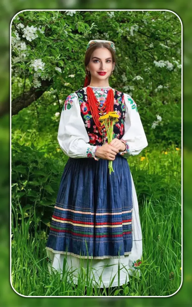 Girl national suit photo frame Screenshots