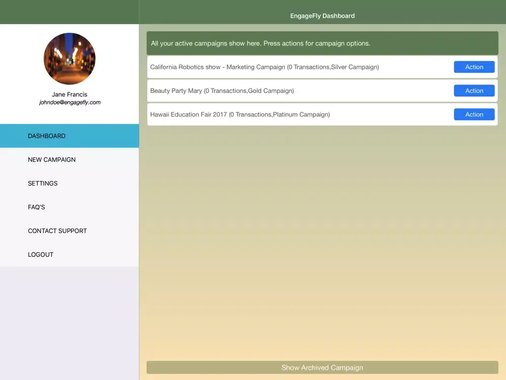 Capturas de tela do EngageFly - Tradeshow, Signups iPad 