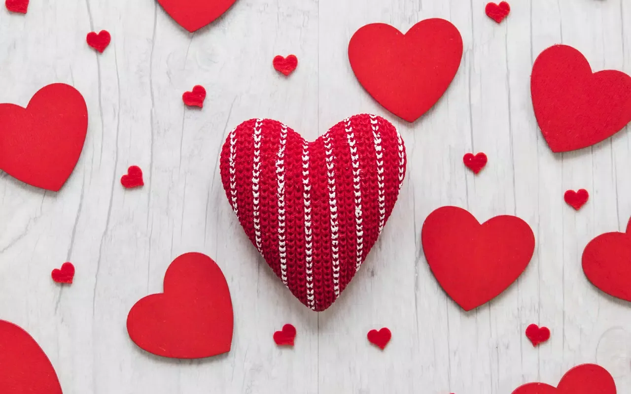 Heart wallpapers Screenshots