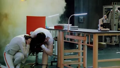 Capturas de pantalla de The Complex