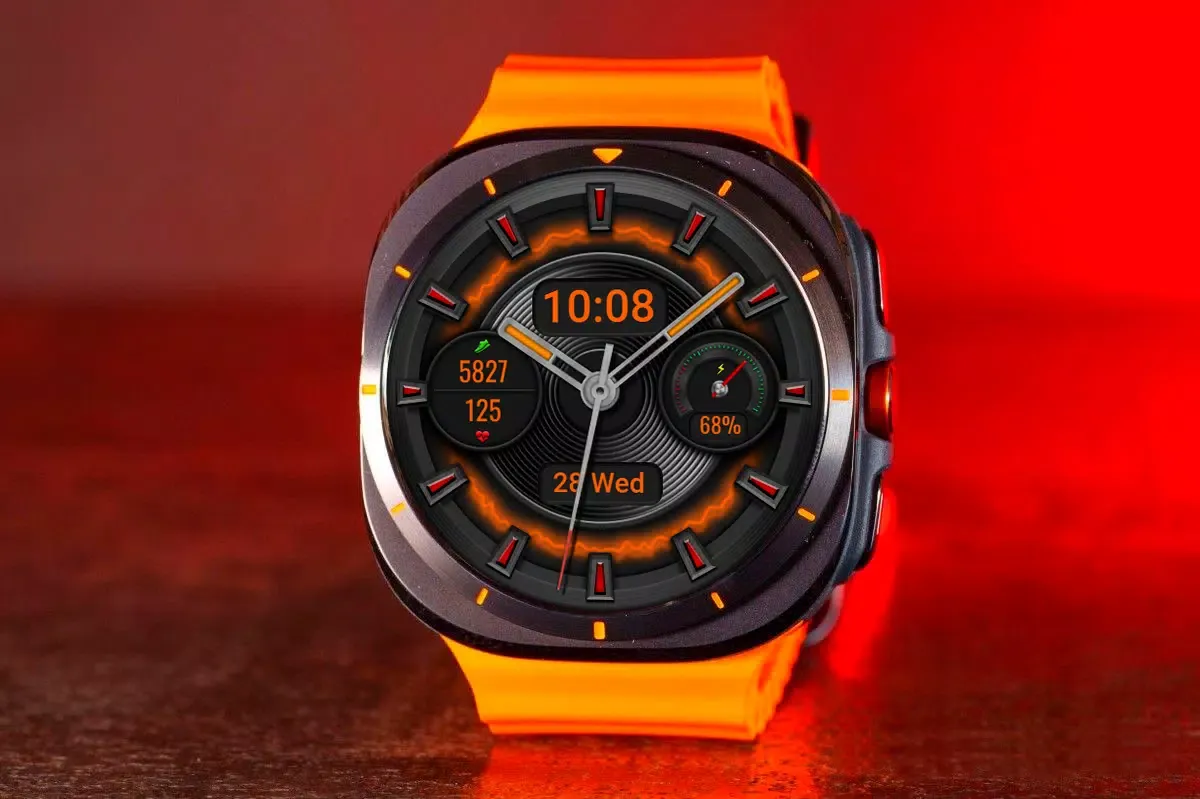 Hybrid TRAXTON WS47 Watch face Screenshots