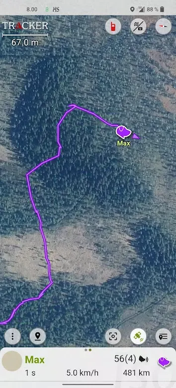صور Tracker