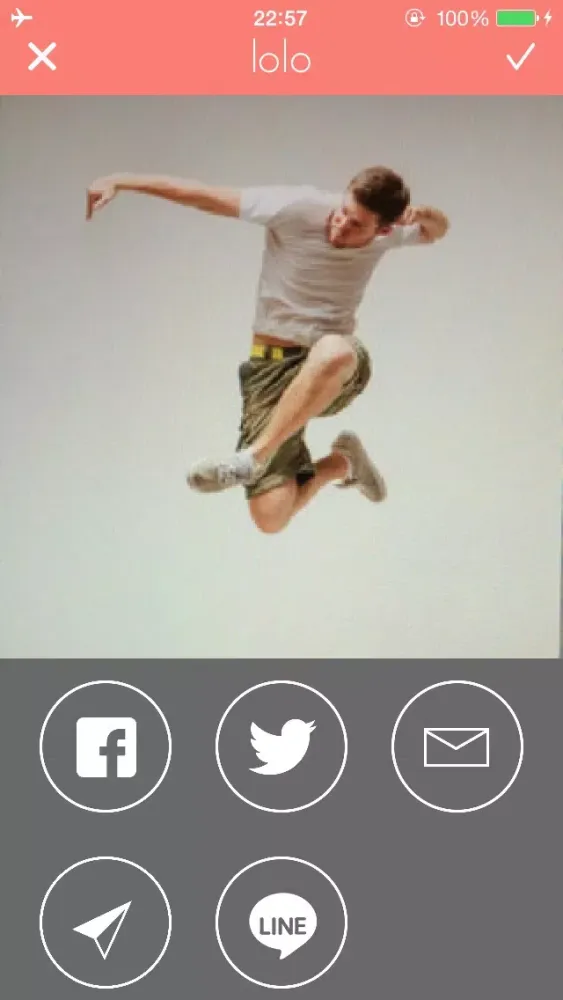 Capturas de pantalla de lolo:create and share your animated GIF powered by GIFMAGAZINE