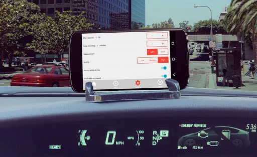Скриншоты Smart Dash Cam