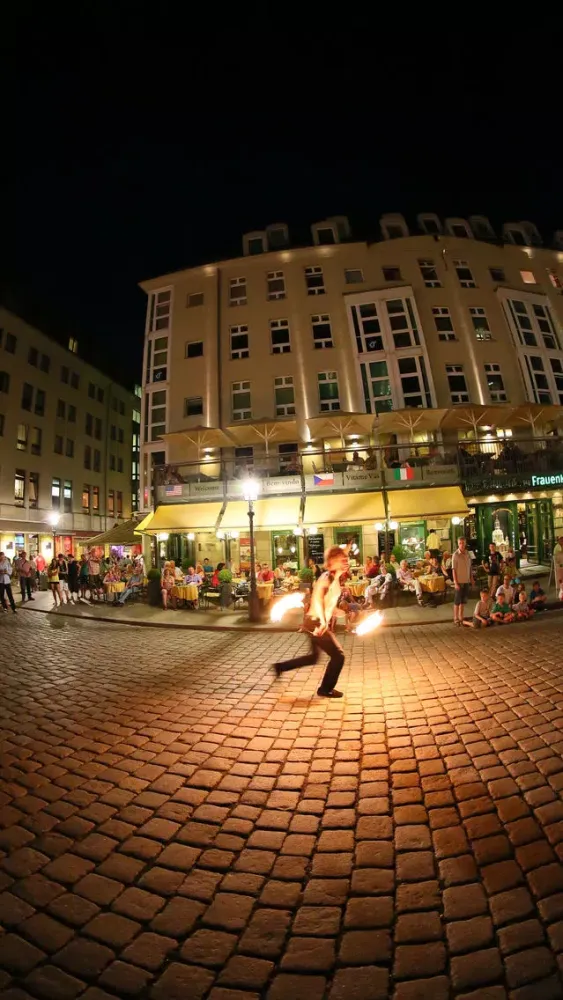 VR Fire Art Street Artists Virtual Reality 360应用截图