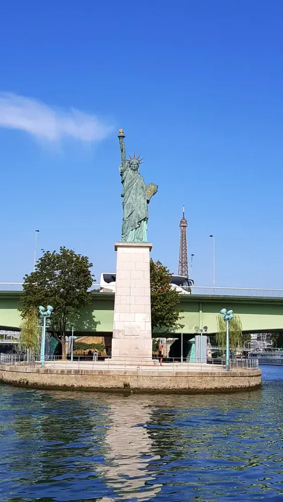 Captures d'écran de VR Paris Boat Trip - Virtual Reality 360 France