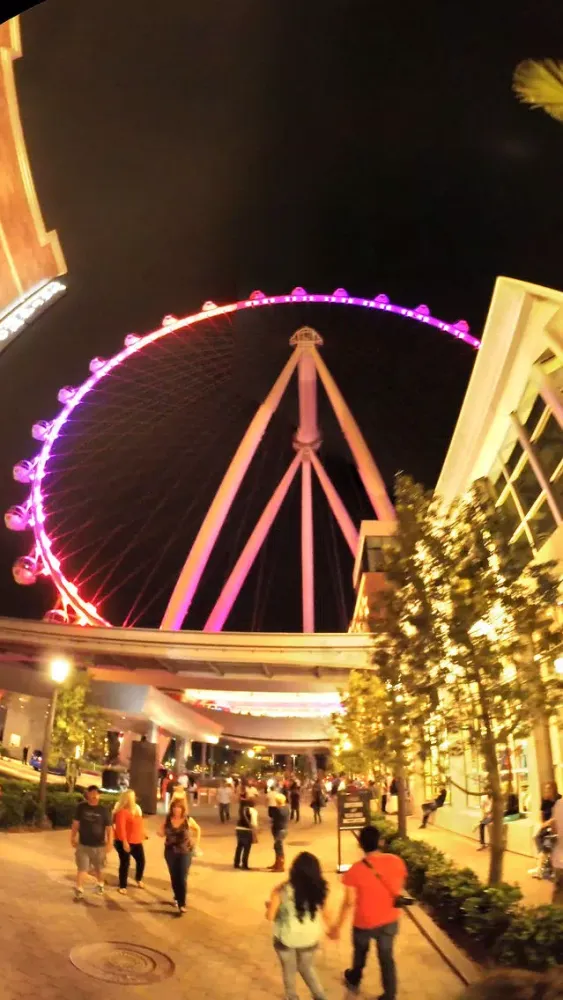 ภาพหน้าจอของ VR Las Vegas Big Wheel Ride Virtual Reality 360
