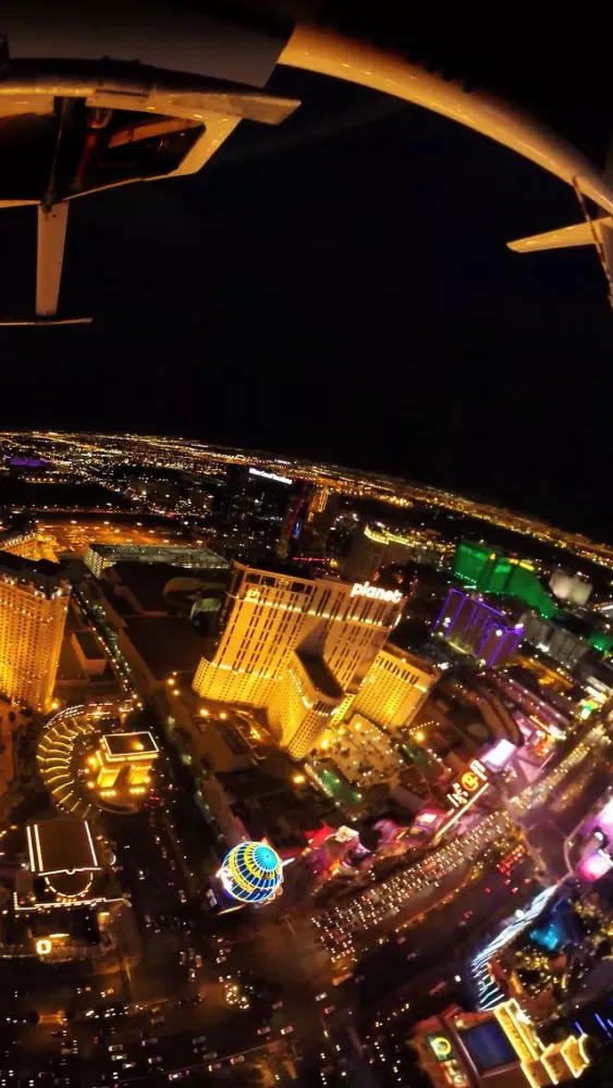 Capturas de tela do VR Las Vegas Strip Helicopter Virtual Reality 360