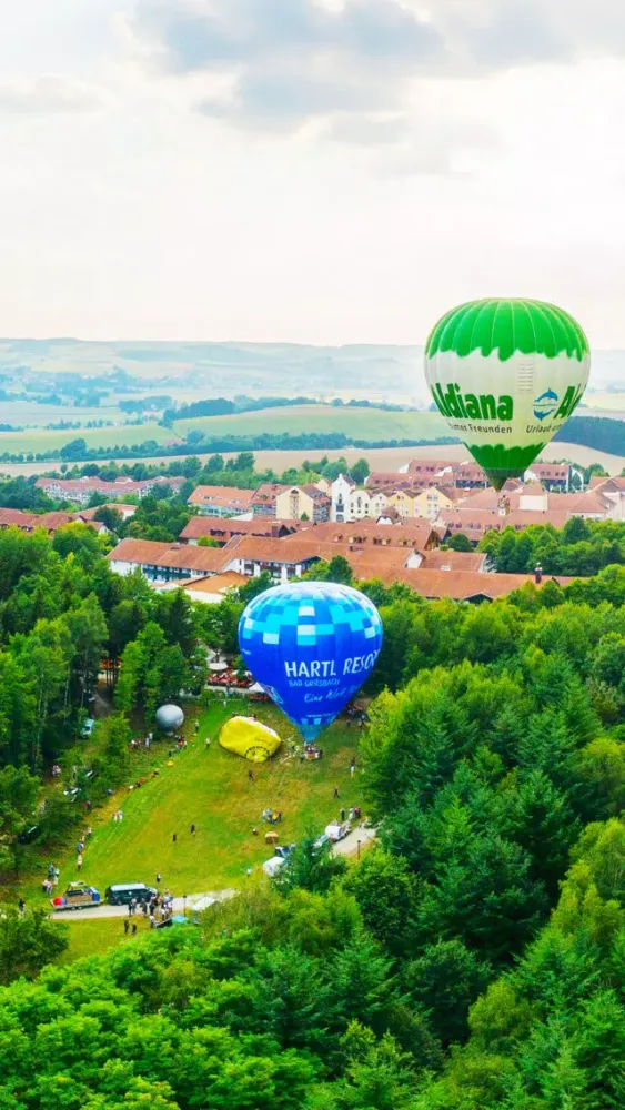 VR Ballooning and Night Glow Virtual Reality 360 Screenshots