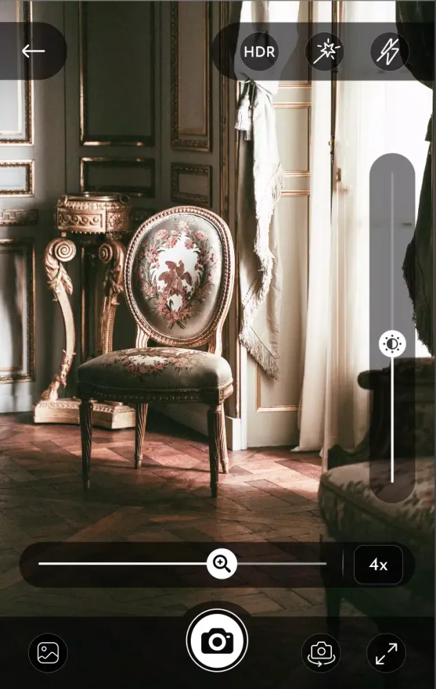 تصاویر Magnifier + Flash: Super Zoom