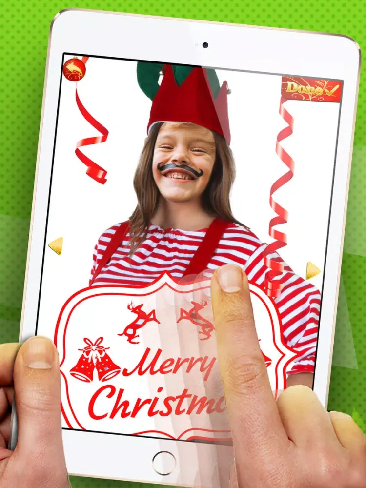 ภาพหน้าจอของ Elf Yourself - Christmas Photo Editor Cam Stickers iPad 