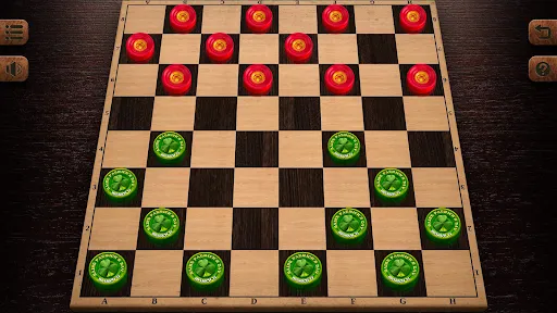 Tangkapan skrin Checkers Online Elite