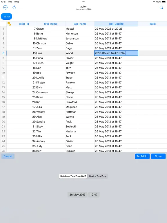 Tangkapan layar PostgreSQL Client iPad