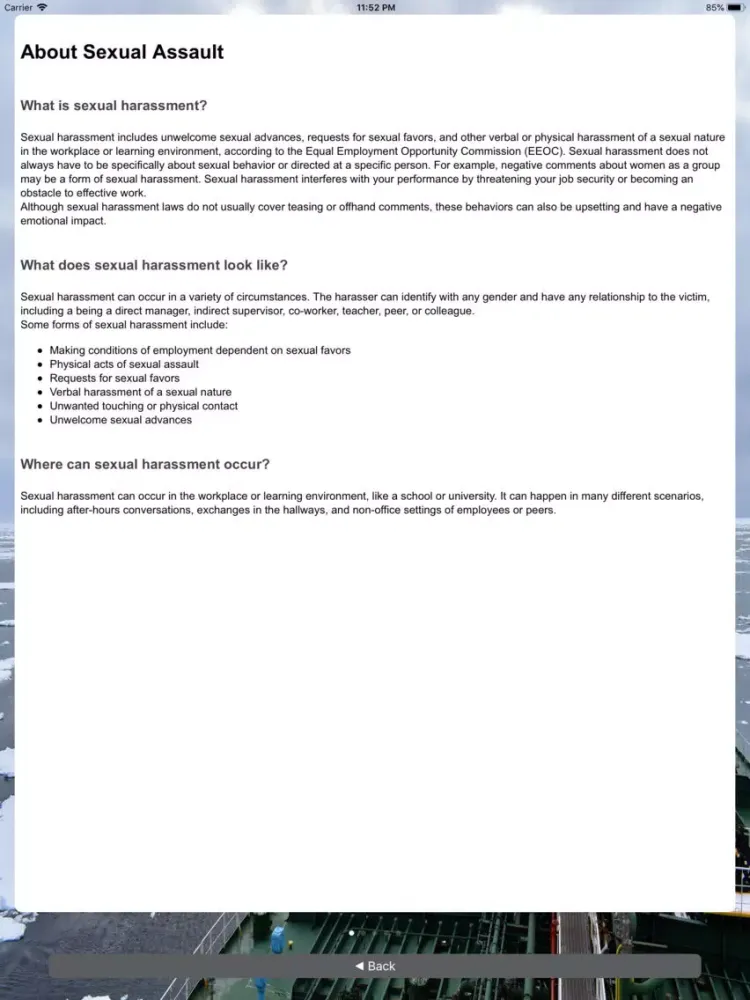 Capturas de tela do USMMA Helpline iPad 