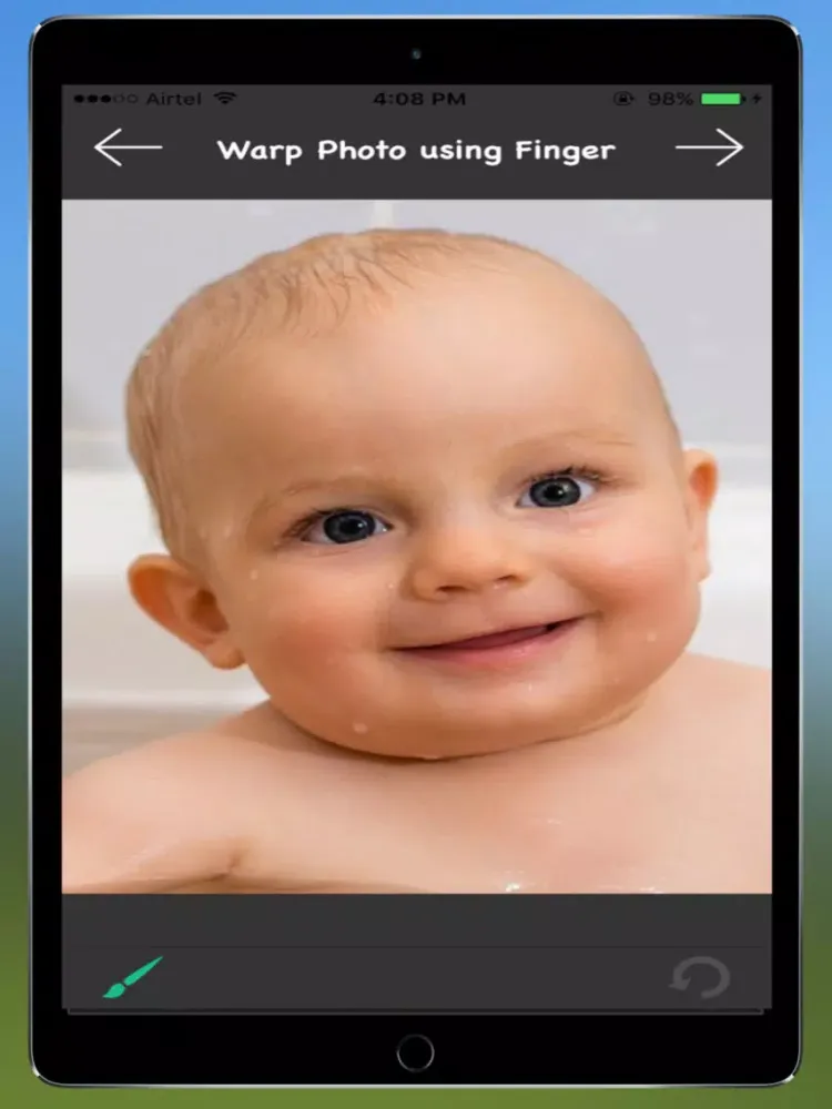 Tangkapan skrin Photo Warper - Warp, Bend and Distort your Face iPad 