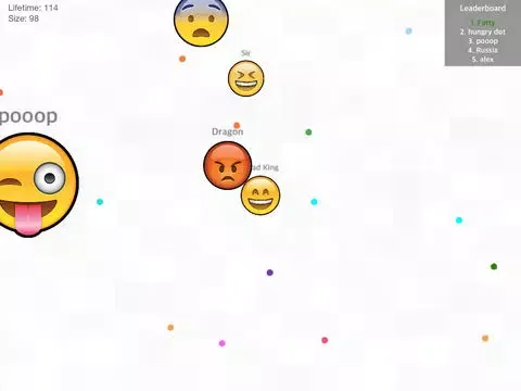 Capturas de pantalla de Emoji War: Eat 'Em All - Road to Survival in the Crazy Game with jump holes iPad 