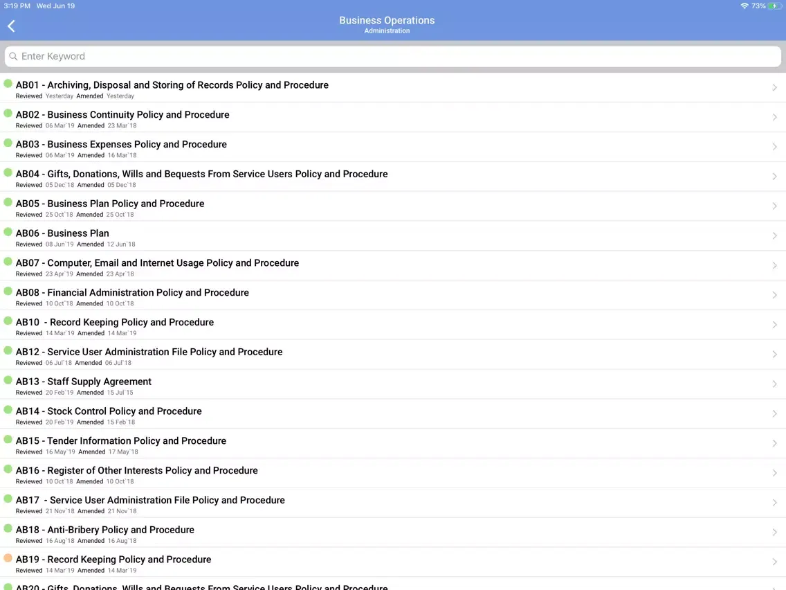 Ảnh chụp màn hình của Quality Compliance Systems iPad 