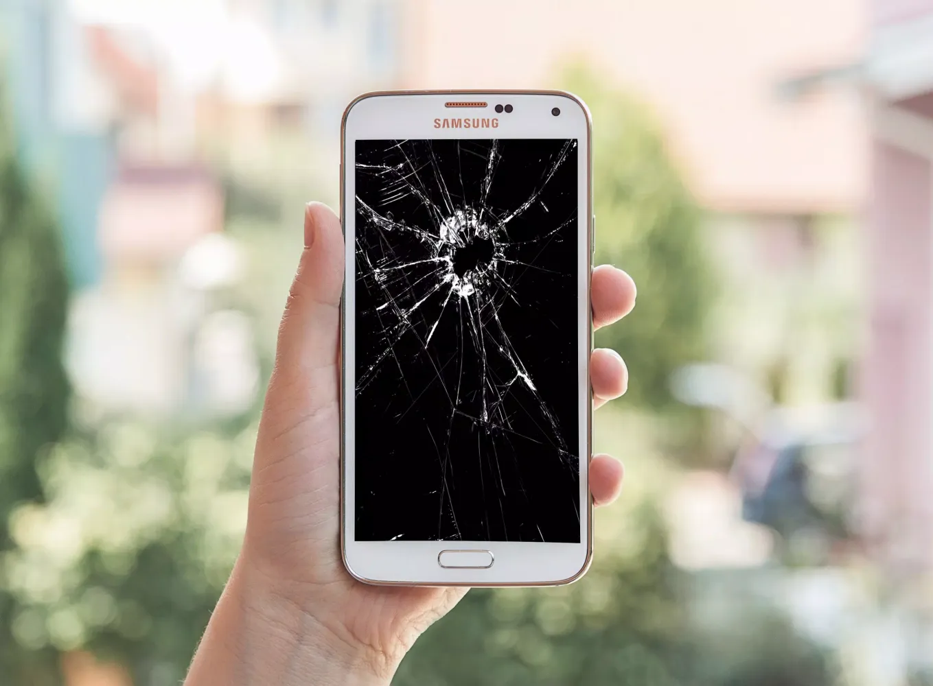 Broken Screen Ekran Görüntüleri