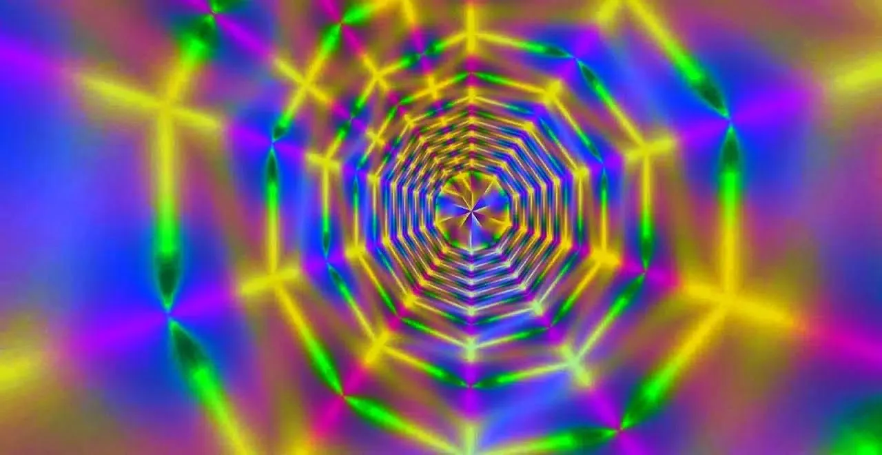 Скриншоты Morphing Tunnels Music Visualizer
