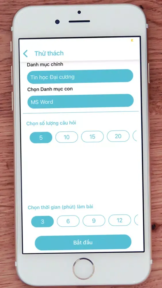 Tangkapan skrin Ôn tập Thi Trắc nghiệm